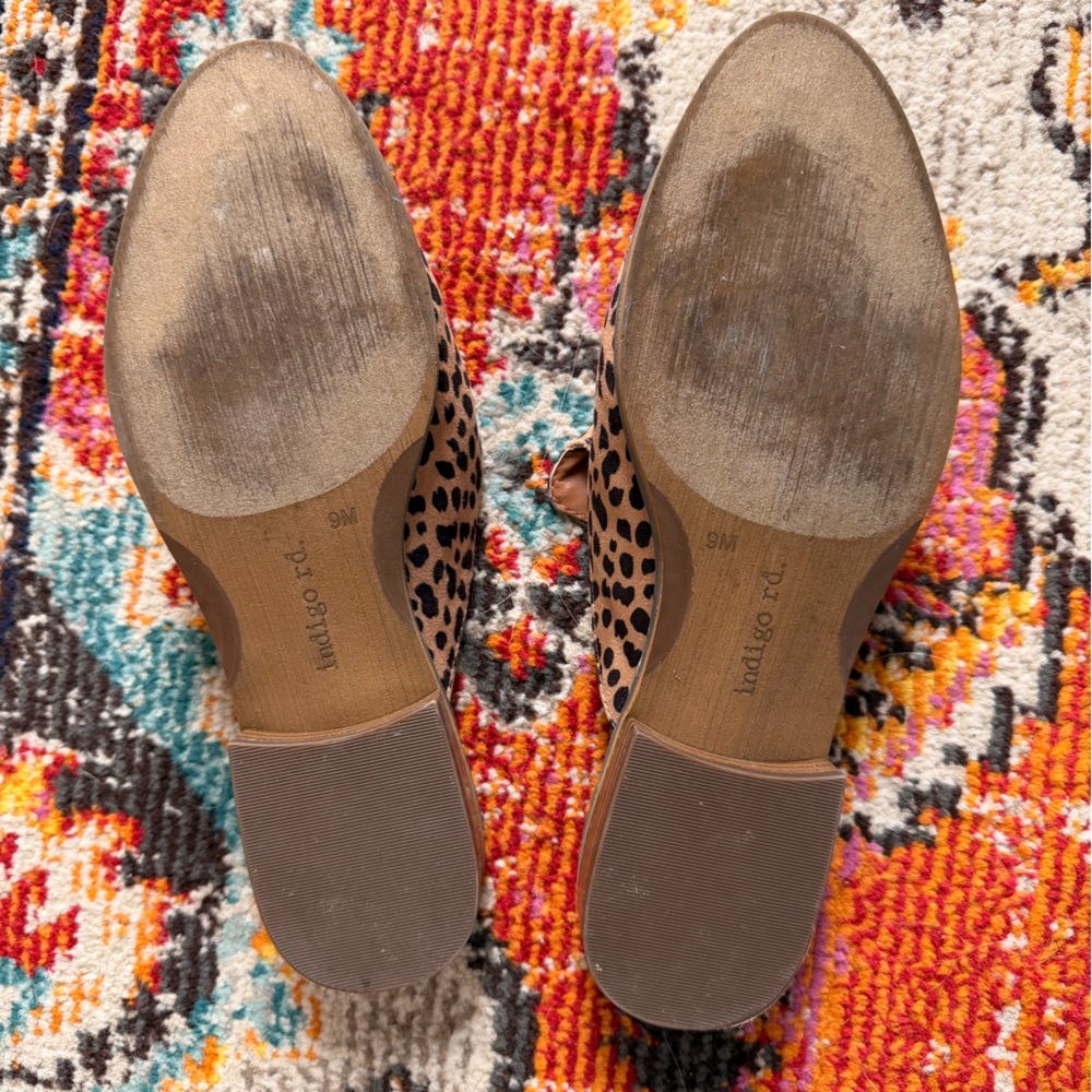 Indigo Rd Leopard Mules - Picture 4 of 4